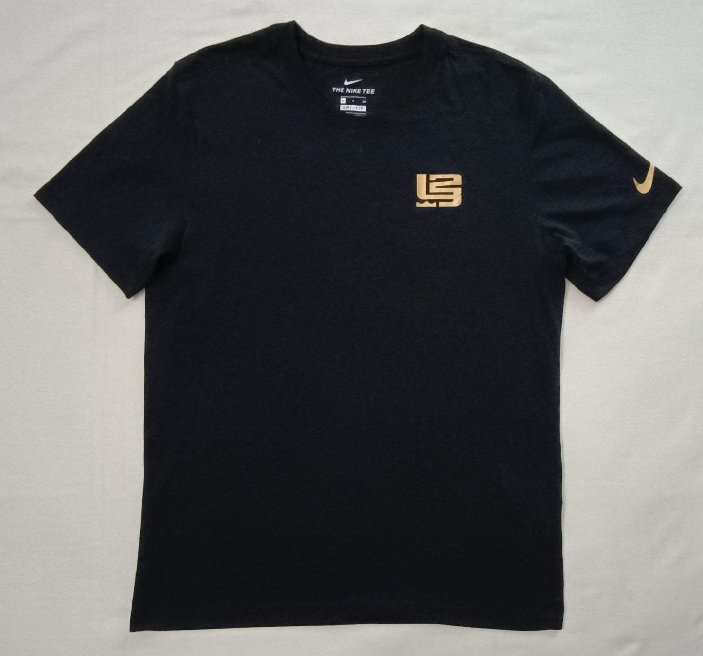 (S) Nike DRI-FIT LeBron James Strive for Greatness Tee тениска