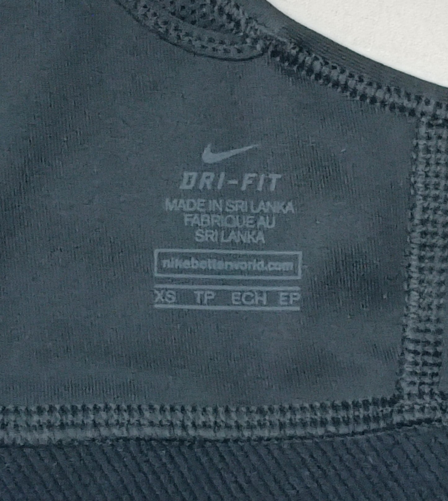 (ДАМСКО) (XS) Nike DRI-FIT Bra бюстие