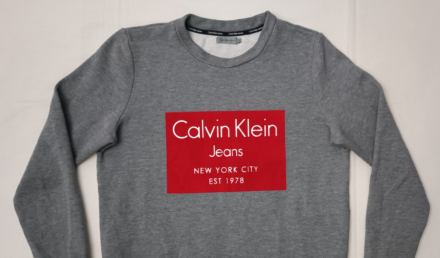 (ДАМСКО) (M) Calvin Klein Jeans Sweatshirt горнище