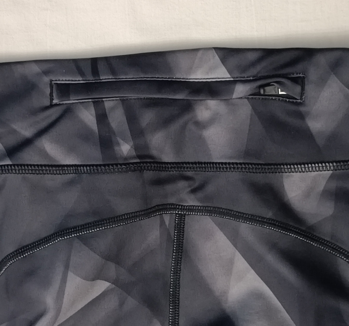 (ДАМСКО) (L) Nike DRI-FIT Run Division Epic Fast Tights клин