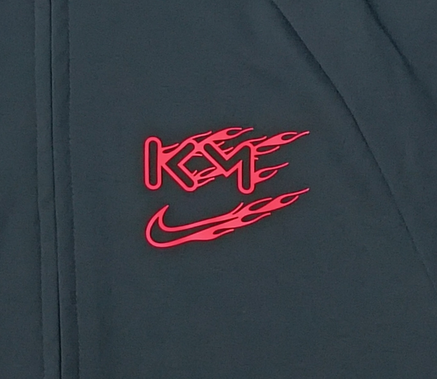 (ДЕТСКО) (Ръст 137-147см) Nike DRI-FIT KM Kylian Mbappe Strike Top горнище