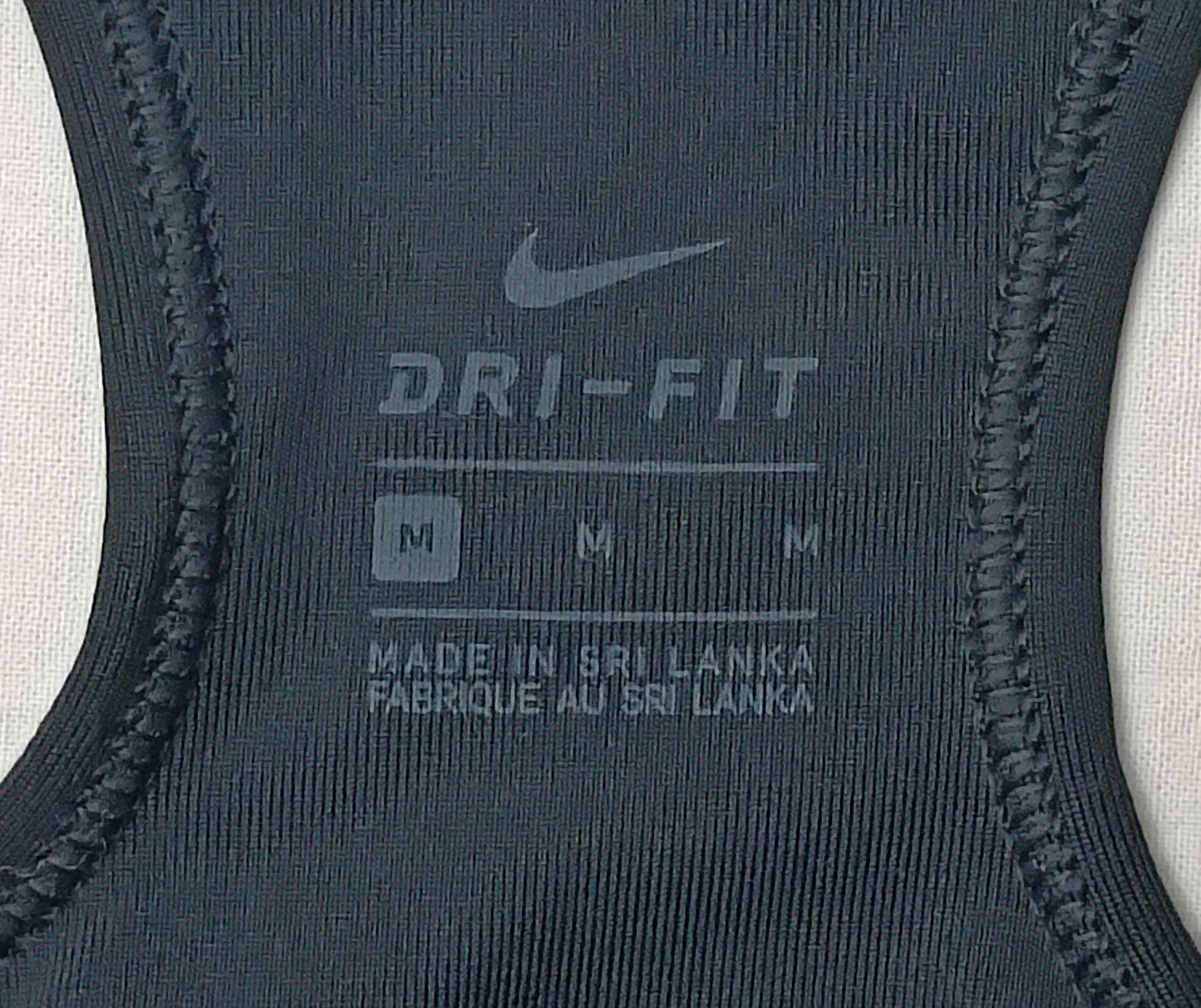 (ДАМСКО) (M) Nike DRI-FIT Bra бюстие