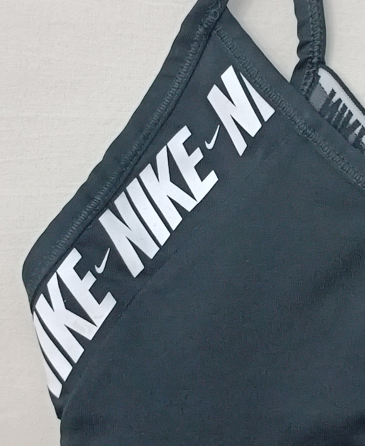 (ДАМСКО) (S) Nike DRI-FIT Indy Bra бюстие