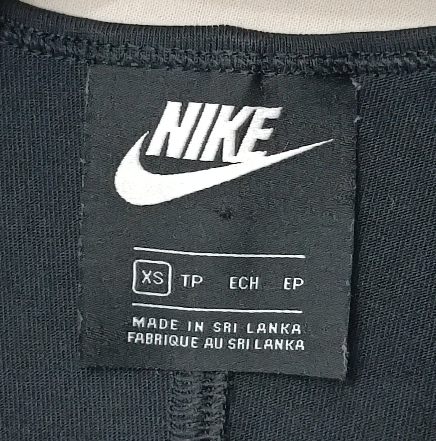 (ДАМСКО) (XS) Nike AIR Cropped Tank Top потник