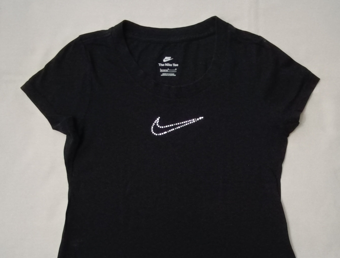 (ДАМСКО) (Ръст 146-156см) Nike Sportswear Logo Tee тениска