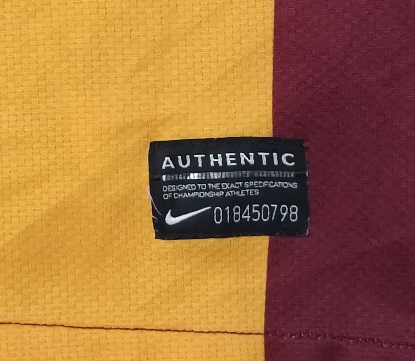 (ДЕТСКО) (Ръст 158-170см) Nike DRI-FIT Strike Tee тениска