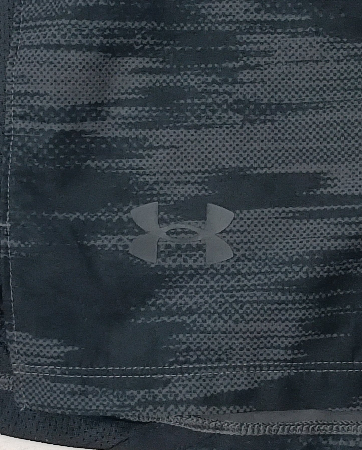 (M) Under Armour UA Launch Shorts шорти