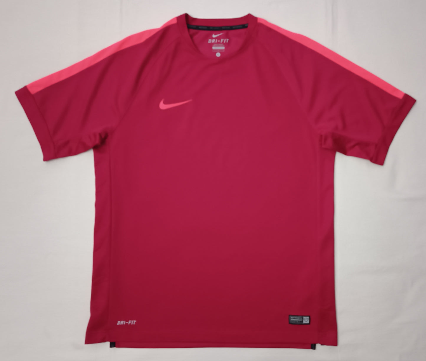 (L) Nike DRI-FIT Tee тениска