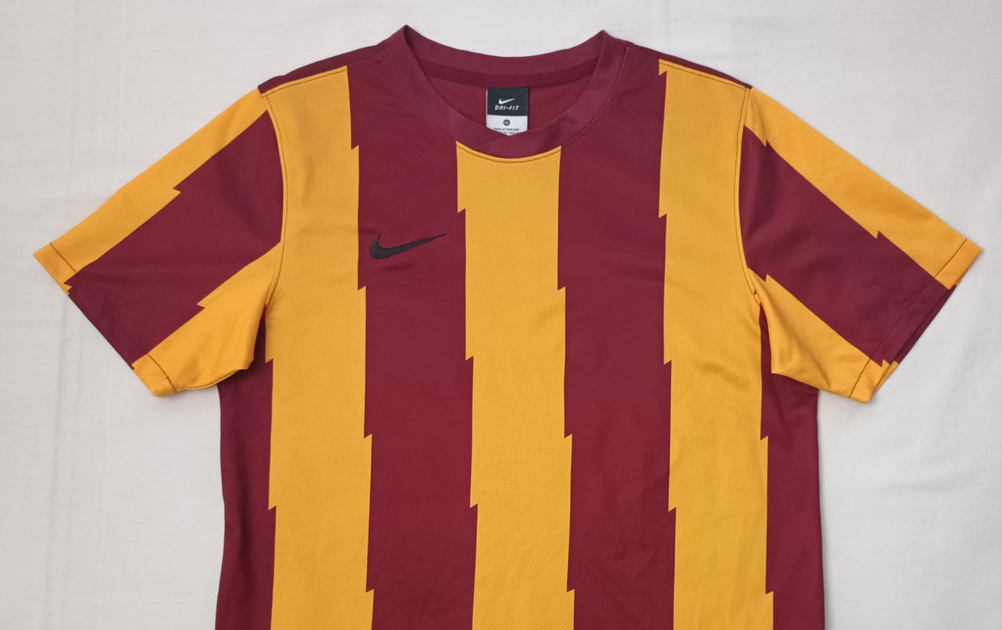 (ДЕТСКО) (Ръст 158-170см) Nike DRI-FIT Strike Tee тениска
