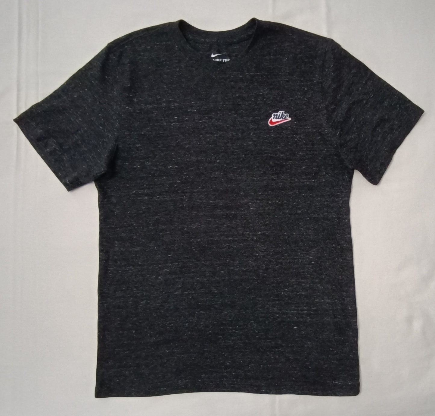 (S) Nike Sportswear Tee тениска