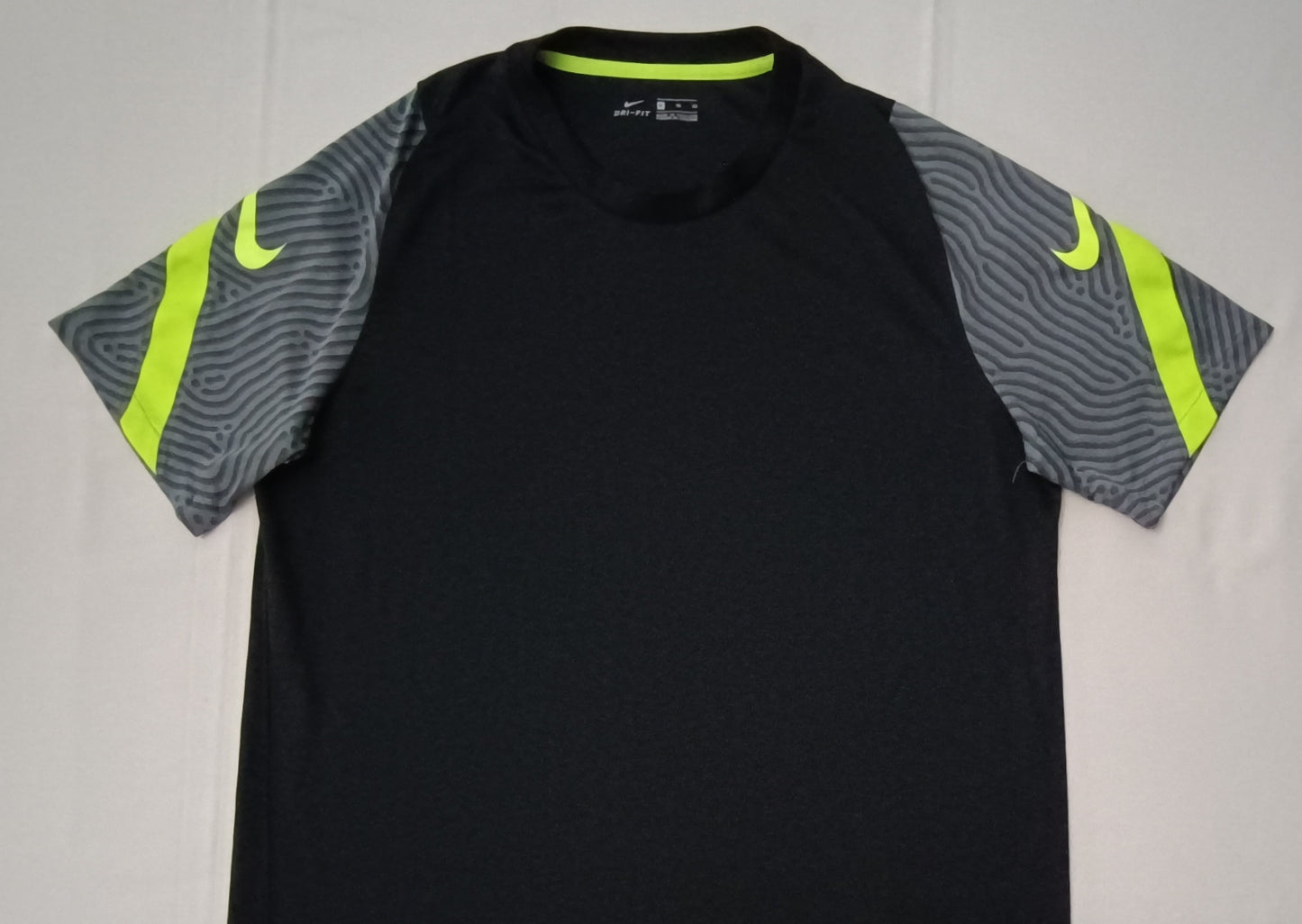 (XL) Nike DRI-FIT Strike Tee тениска