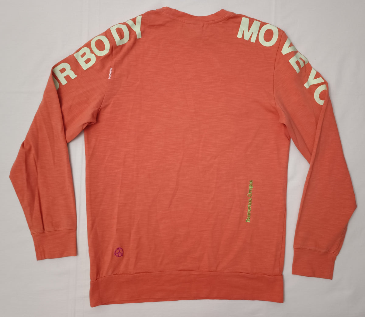 (S) Nike Sportswear World Tour Long Sleeve Top блуза