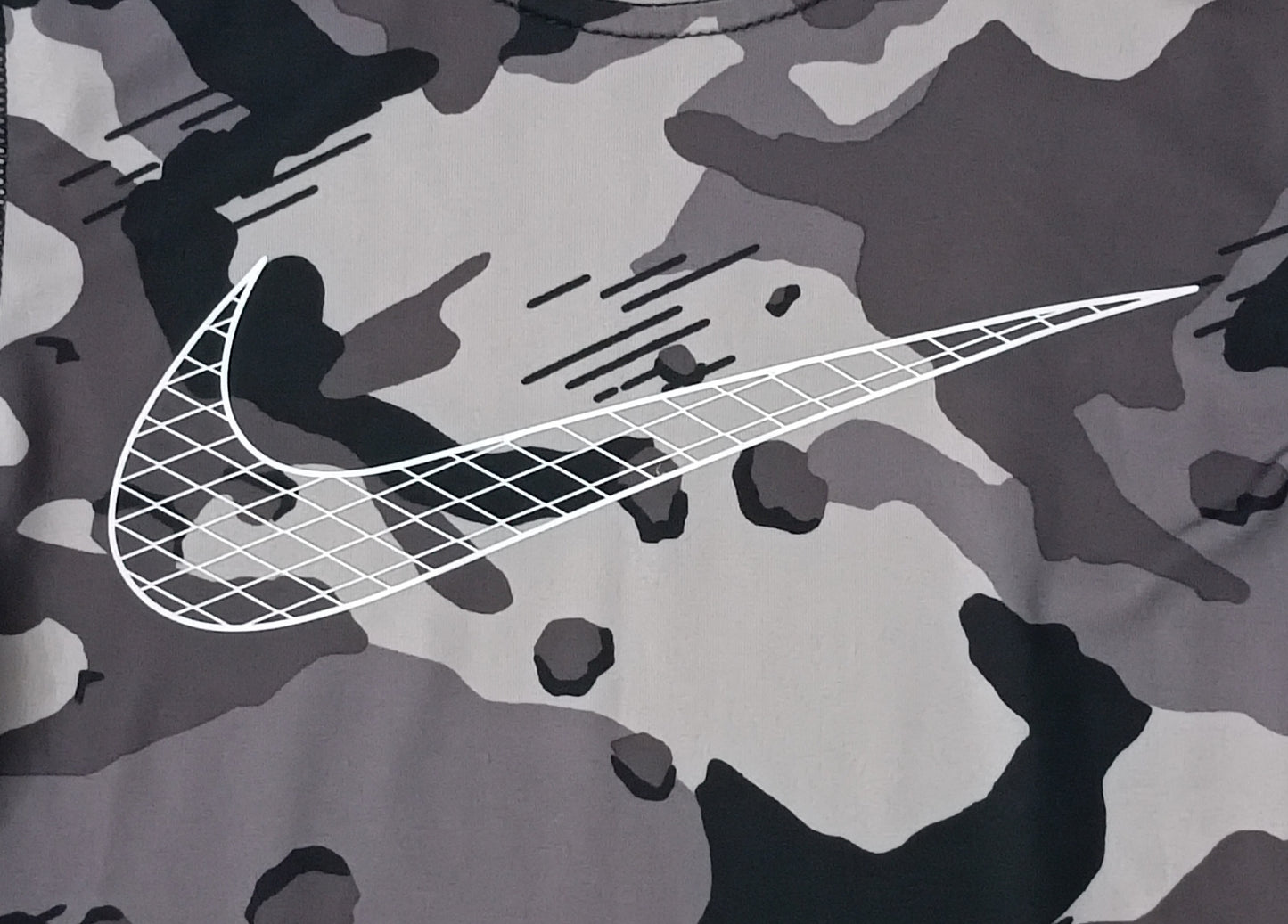 (ДЕТСКО) (Ръст 137-147см) Nike PRO DRI-FIT Camouflage Shirt тениска