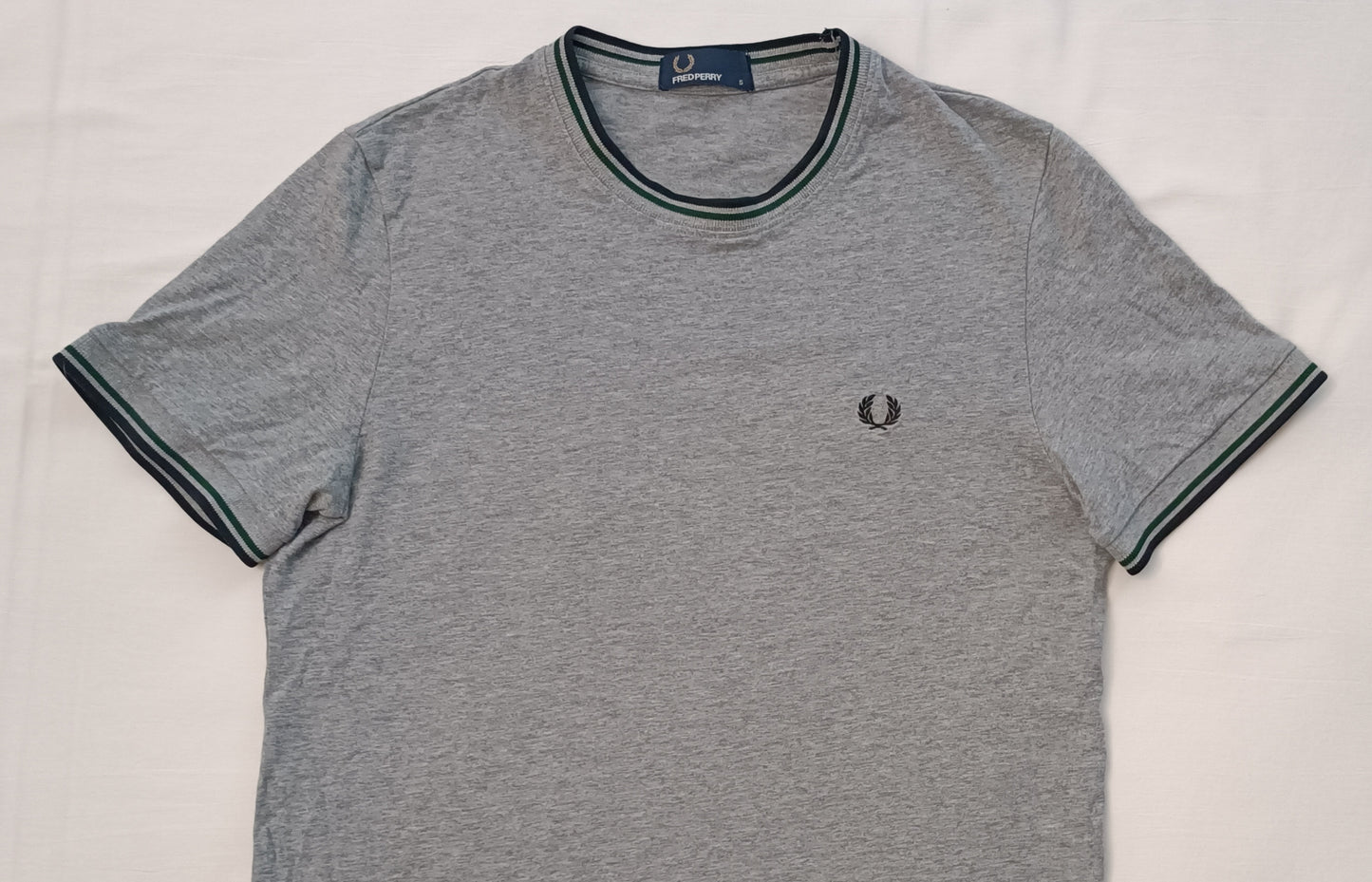(S) Fred Perry Shirt тениска