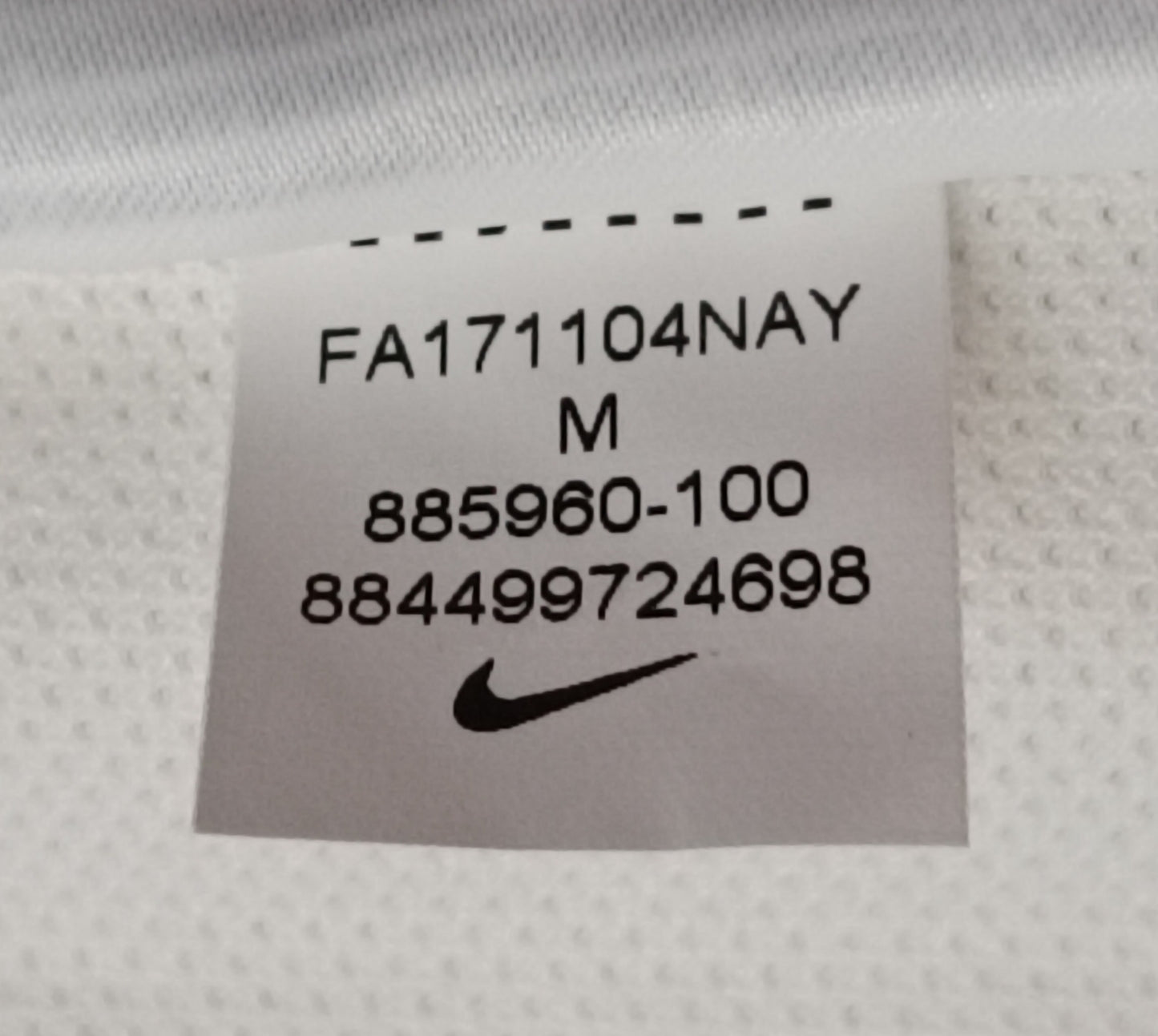 (M) Nike DRI-FIT Tee тениска