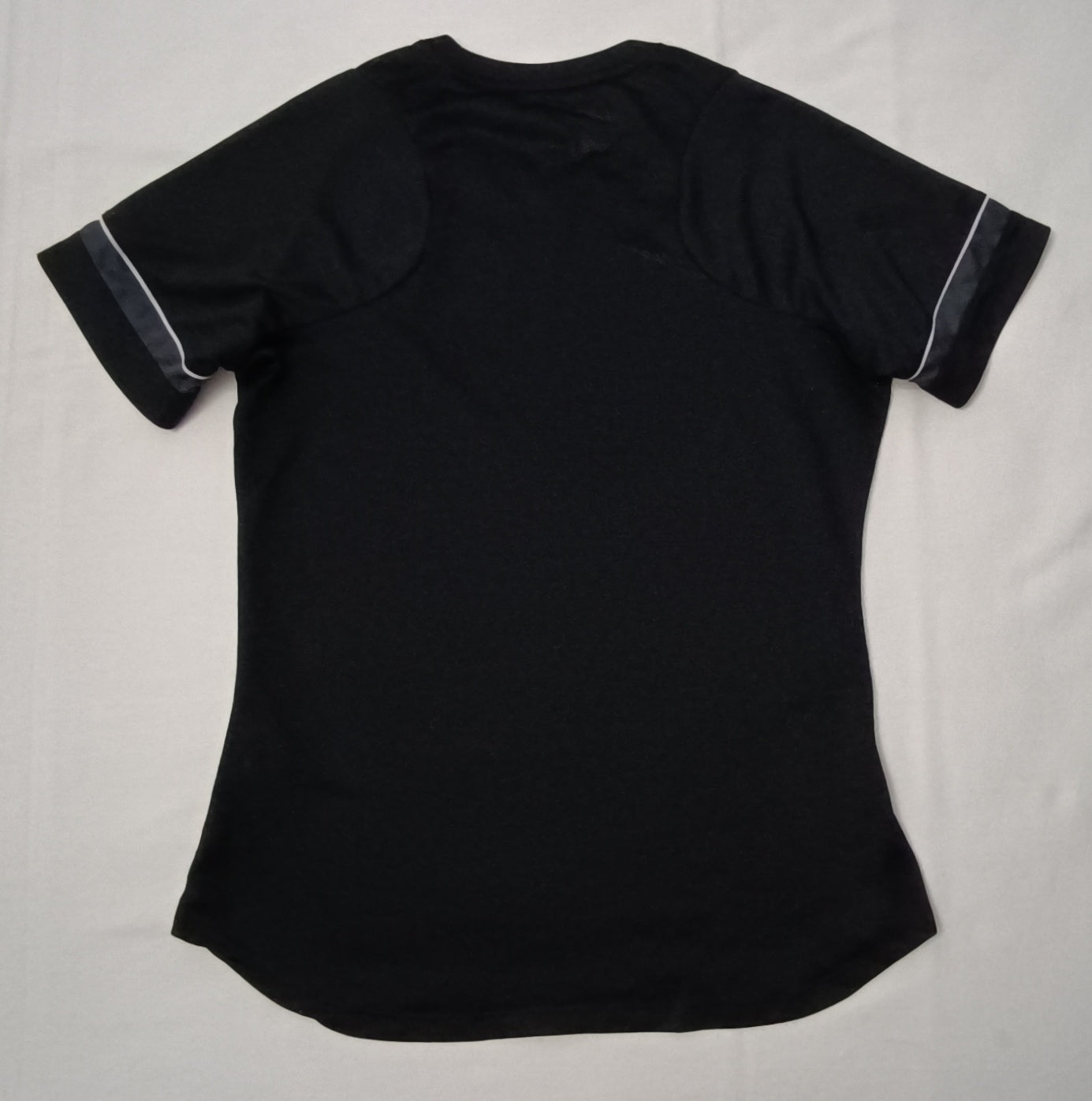 (ДАМСКО) (S) Nike DRI-FIT Tee тениска