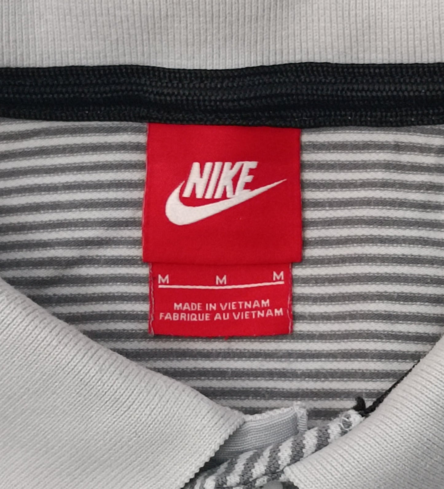 (M) Nike Red Bull Salzburg Polo Shirt тениска