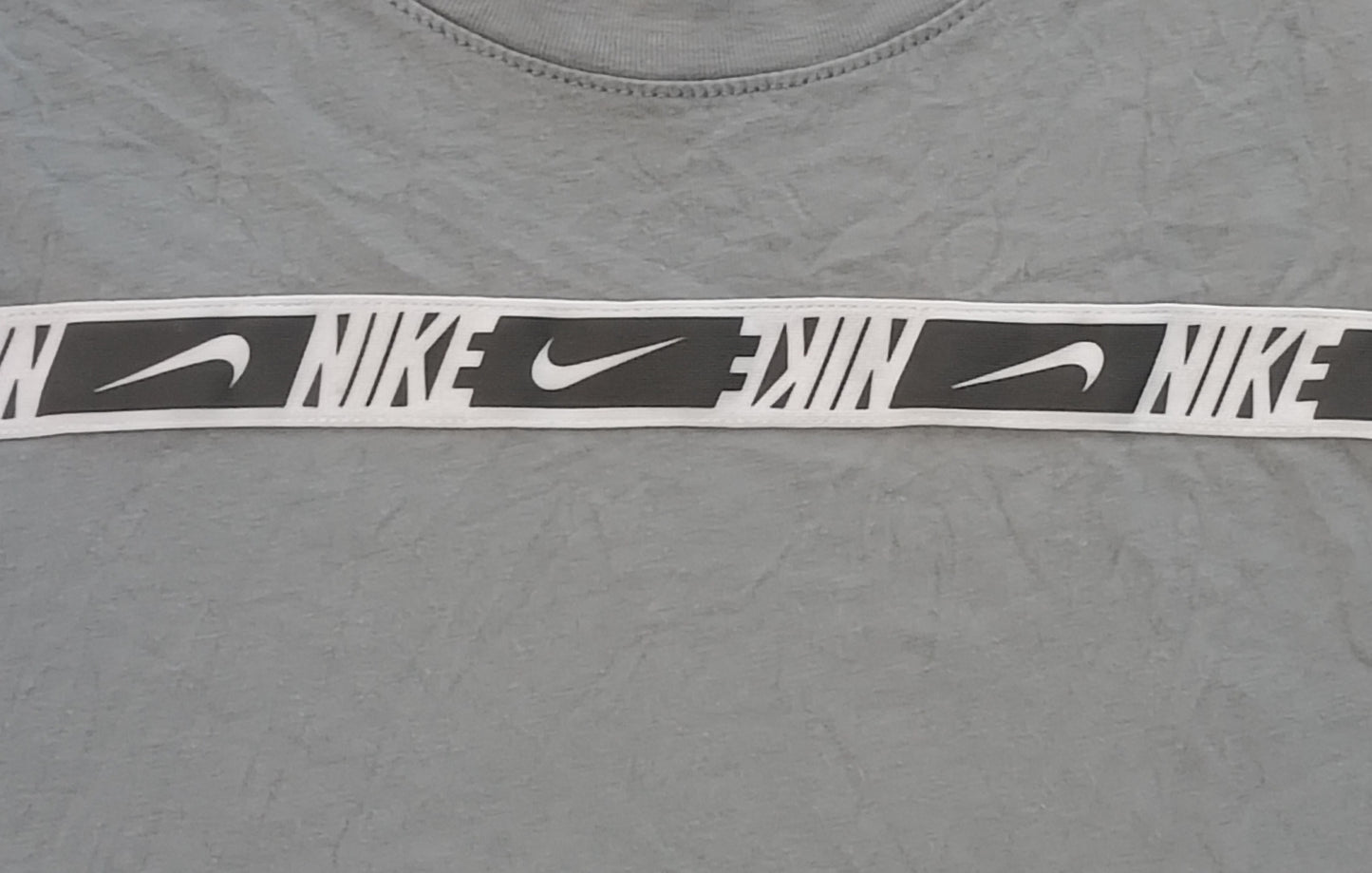 (ДЕТСКО) (Ръст 158-170см) Nike Sportswear Repeat Tee тениска