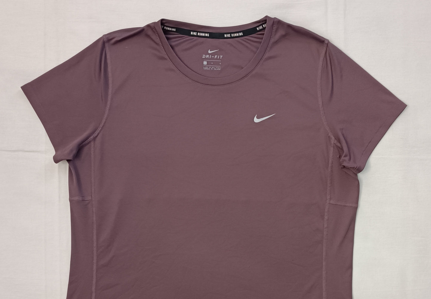 (ДАМСКО) (L) Nike DRI-FIT Tee тениска