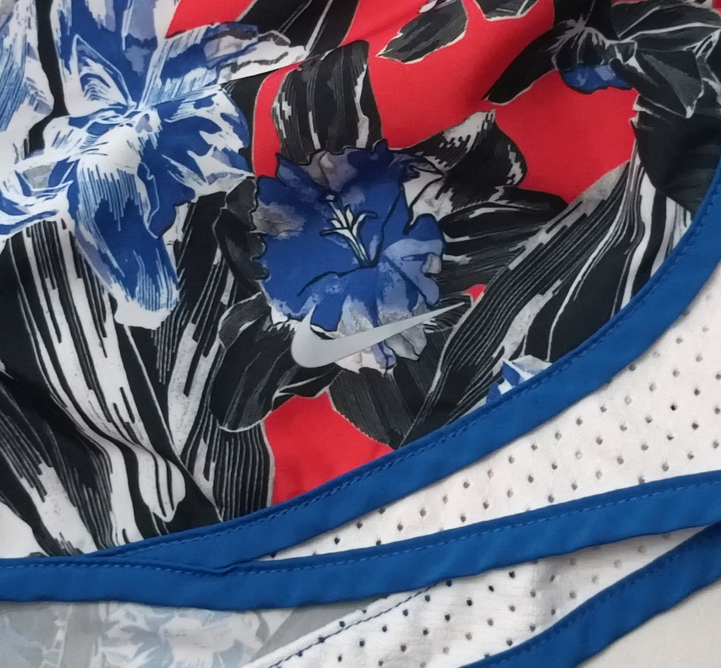(ДАМСКО) (XS) Nike DRI-FIT Shorts шорти