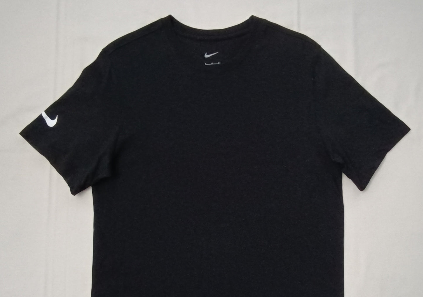 (M) Nike Sportswear Logo Tee тениска
