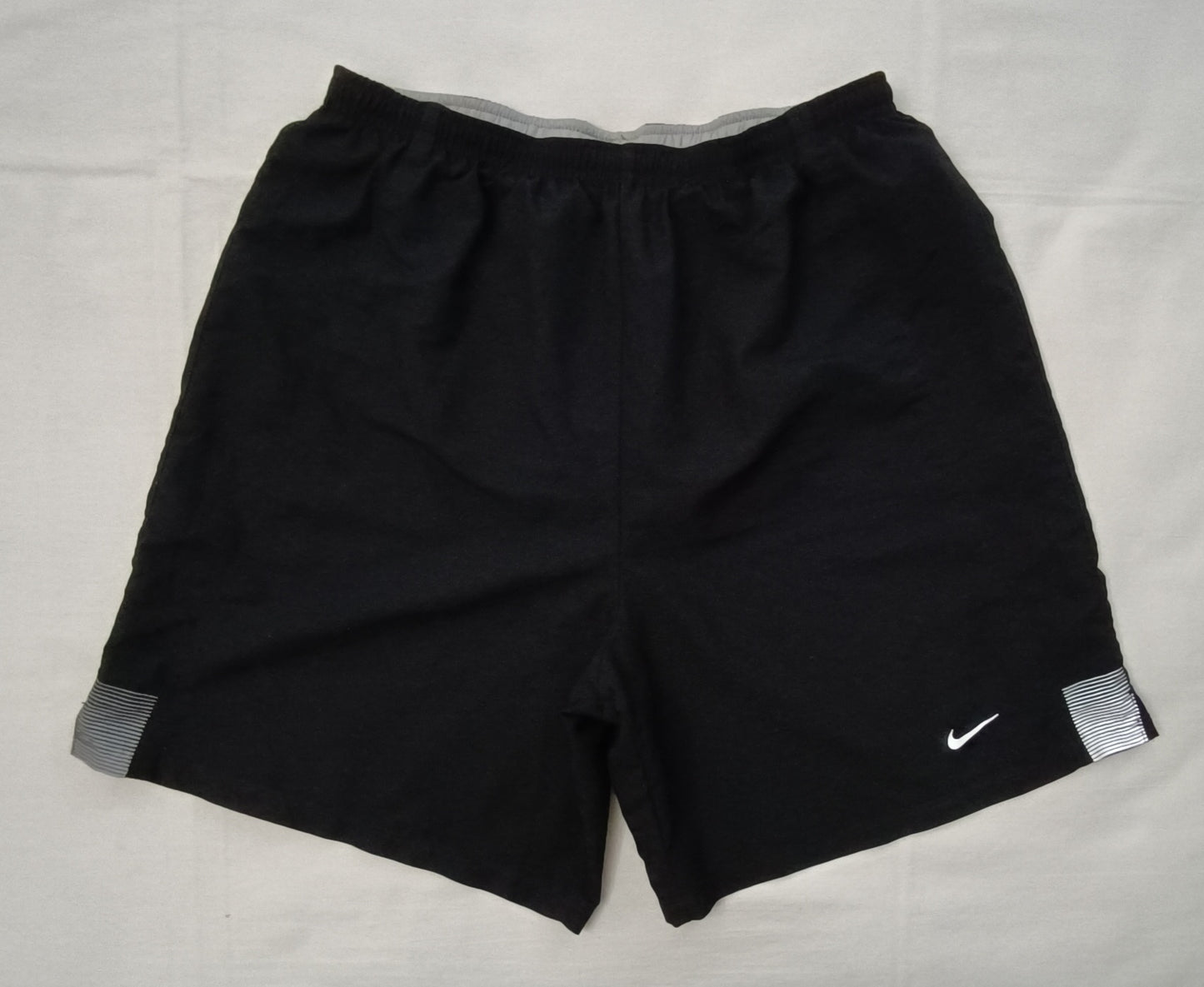 (M) Nike DRI-FIT Shorts шорти