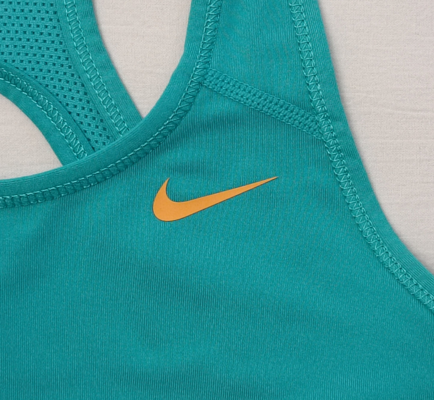 (ДЕТСКО) (Ръст 156-166см) Nike DRI-FIT Reversible Bra бюстие с две лица