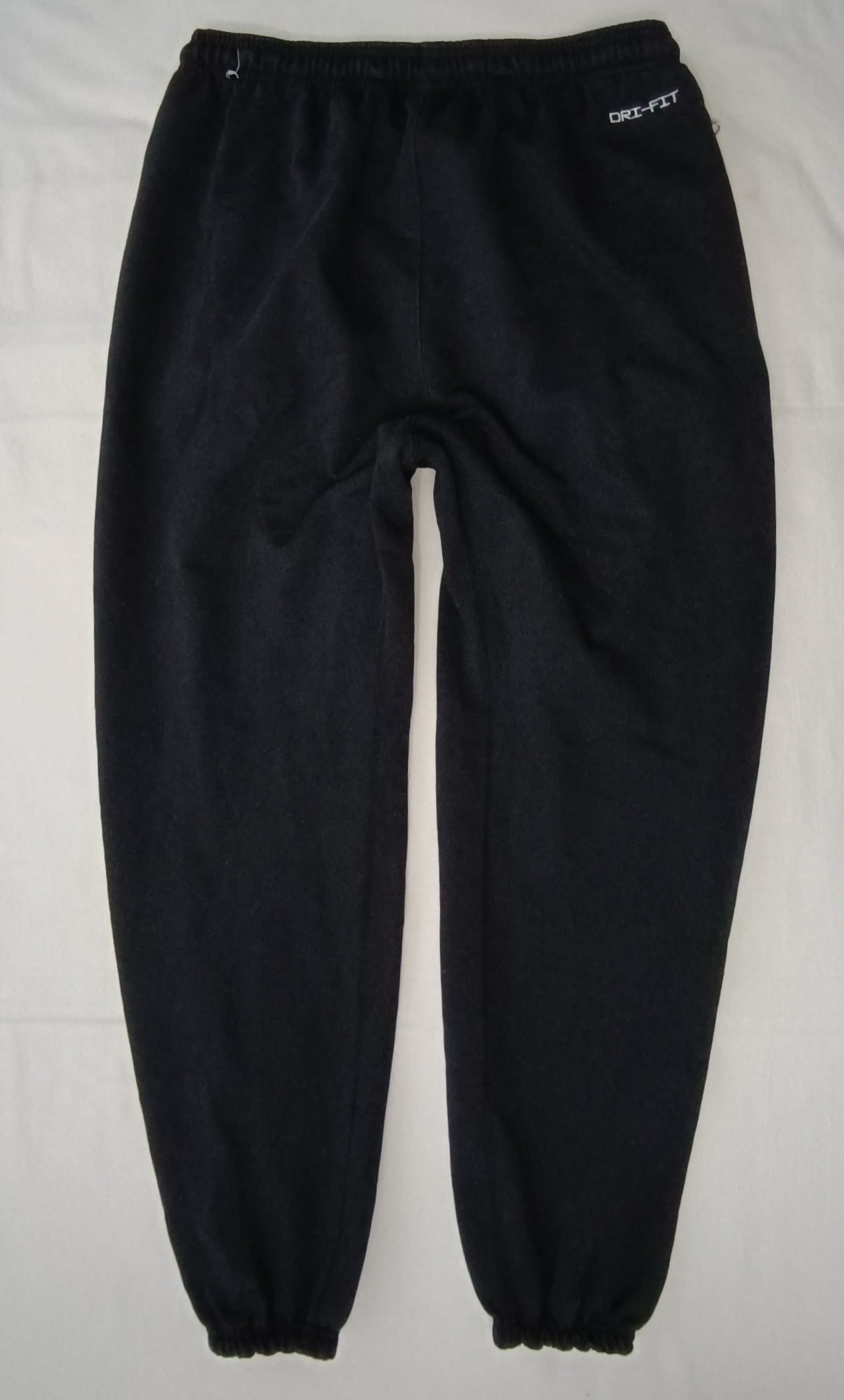 (M) Nike DRI-FIT Standard Issue Sweatpants долнище
