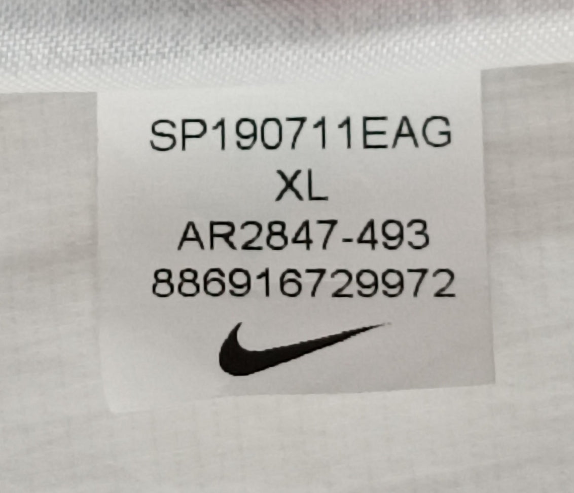 (ДАМСКО) (XL) Nike Sportswear Windrunner Jacket яке