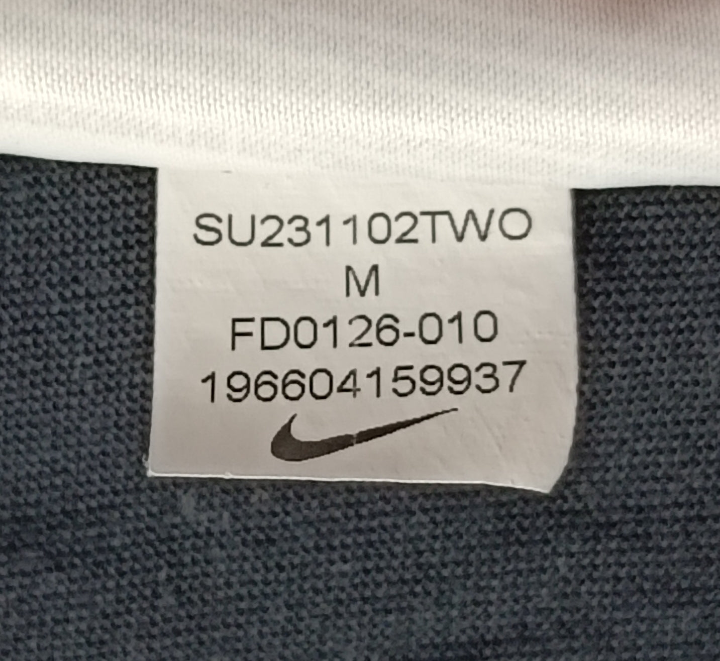 (M) Nike Sportswear Tee тениска