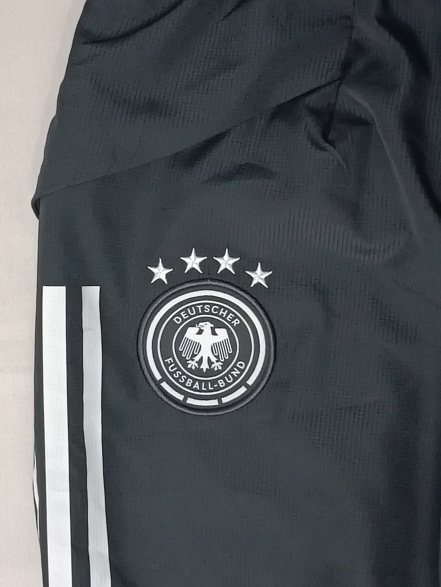 (L) Adidas Germany Woven Pants долнище