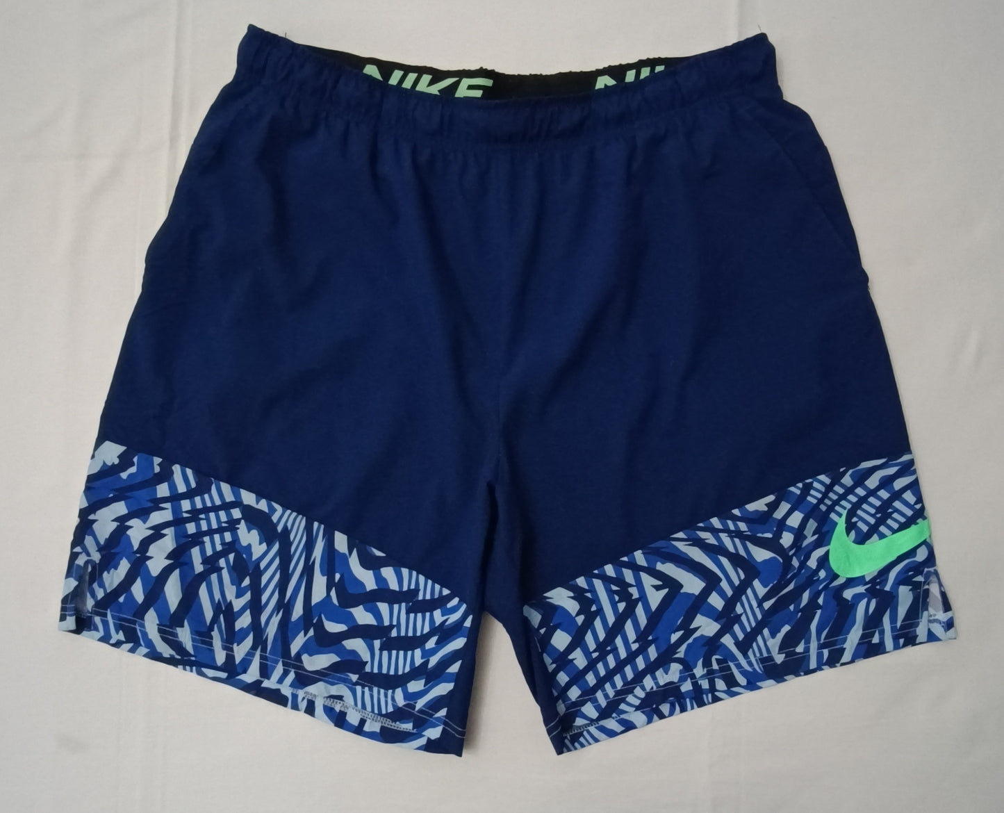 (XL) Nike DRI-FIT Shorts шорти