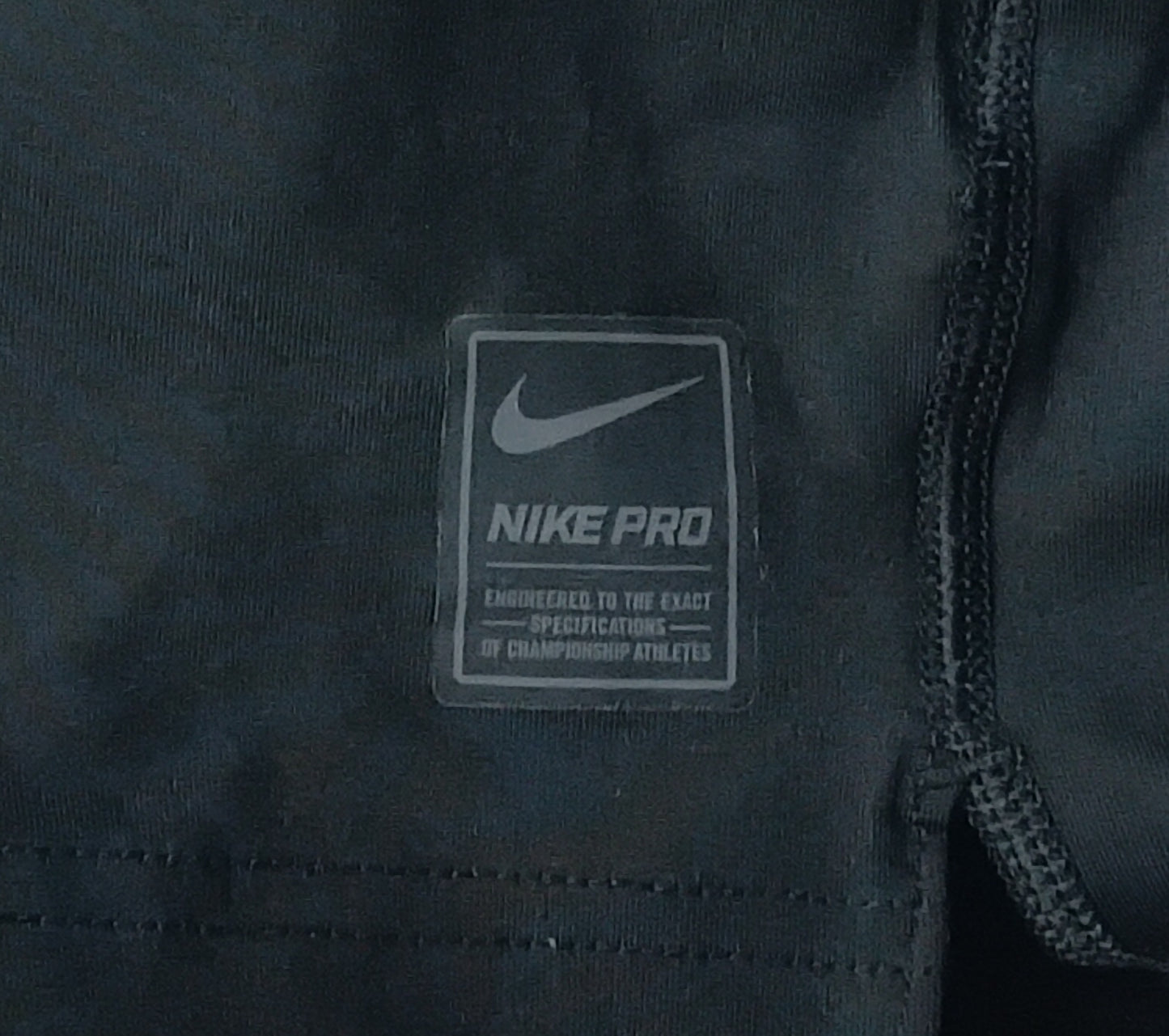 (S) Nike PRO DRI-FIT Compression Tee тениска