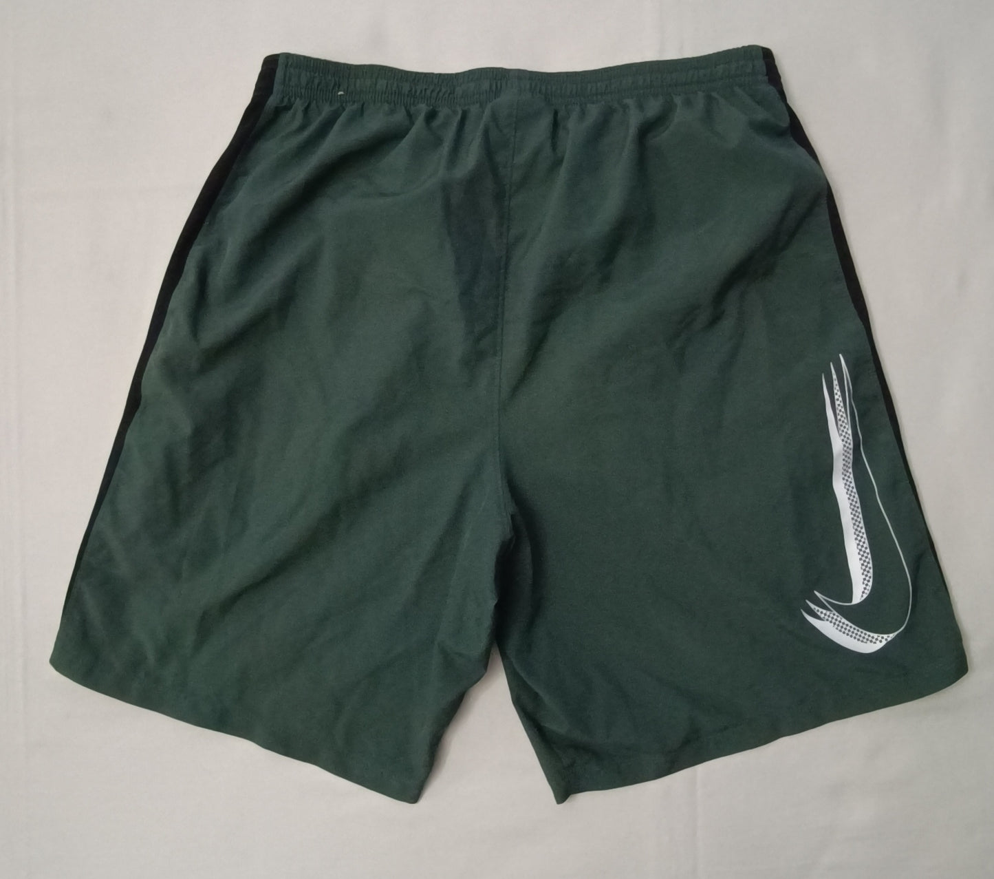(L) Nike DRI-FIT Shorts шорти