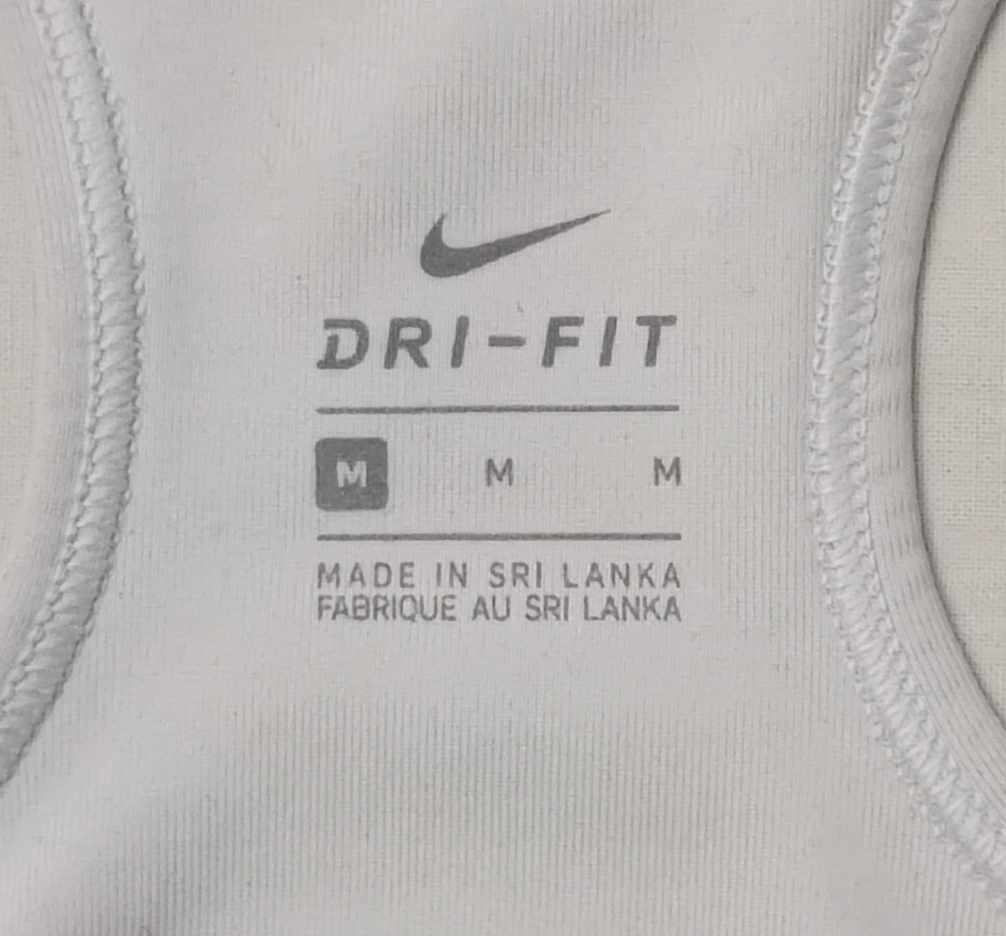(ДАМСКО) (M) Nike DRI-FIT Bra бюстие