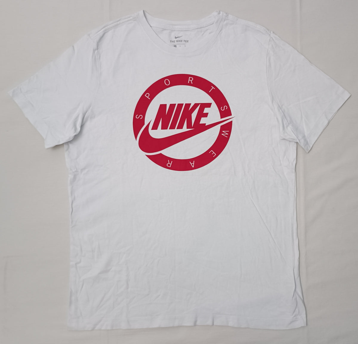 (L) Nike Sportswear Tee тениска