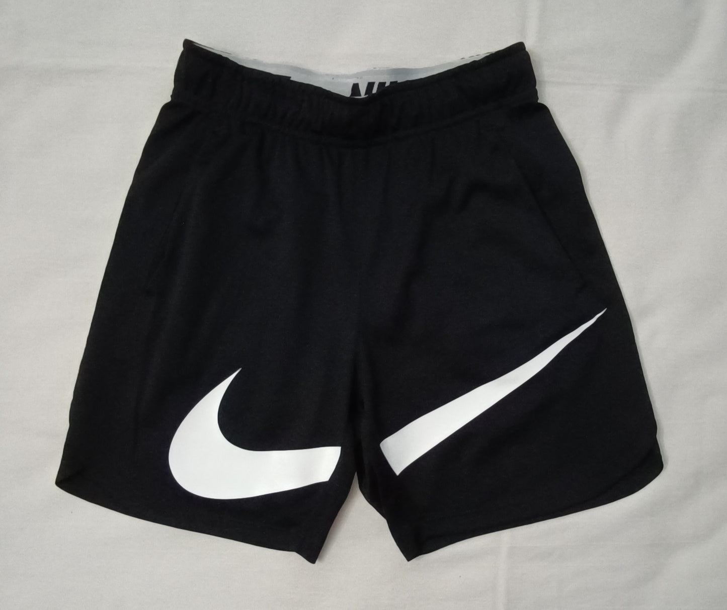 (ДЕТСКО) (Ръст 128-137см) Nike DRI-FIT Swoosh Shorts шорти