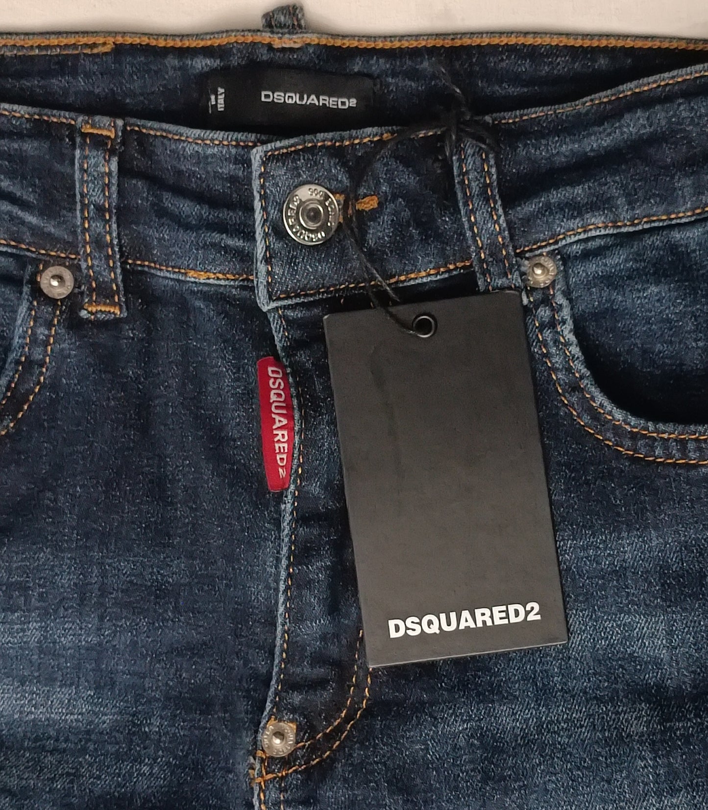 (ДЕТСКО) (Ръст 137-147см) DSQUARED2 дънки