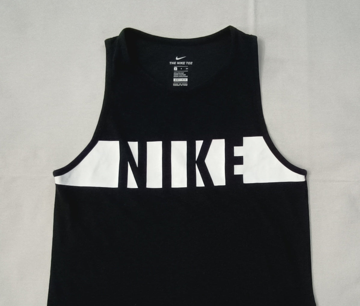 (ДАМСКО) (S) Nike Sportswear Tank Top потник