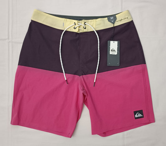 (S) Quiksilver Shorts шорти, бански