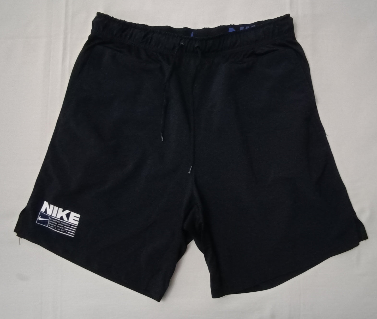 (L) Nike DRI-FIT Shorts шорти