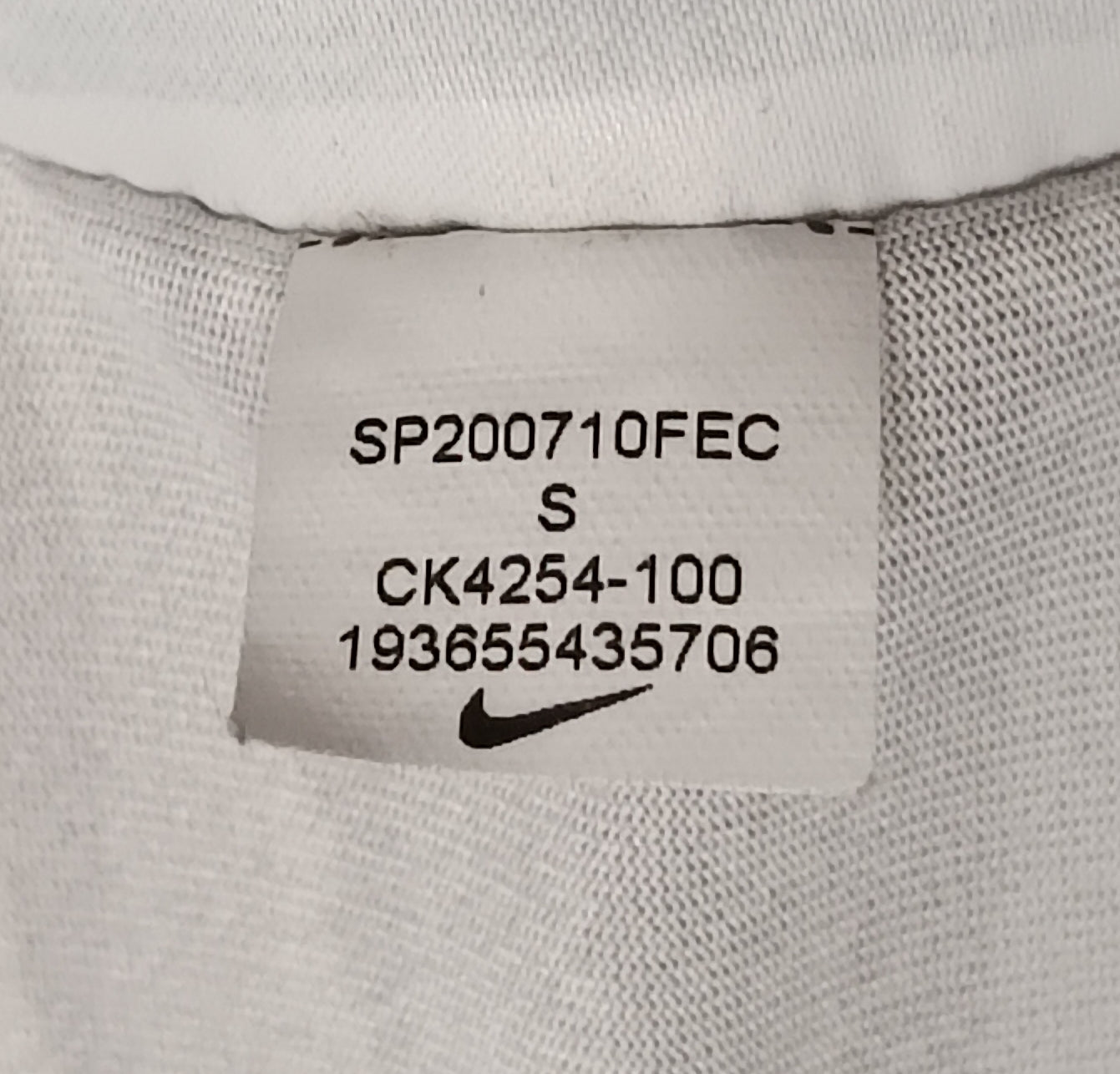 (S) Nike DRI-FIT Tee тениска