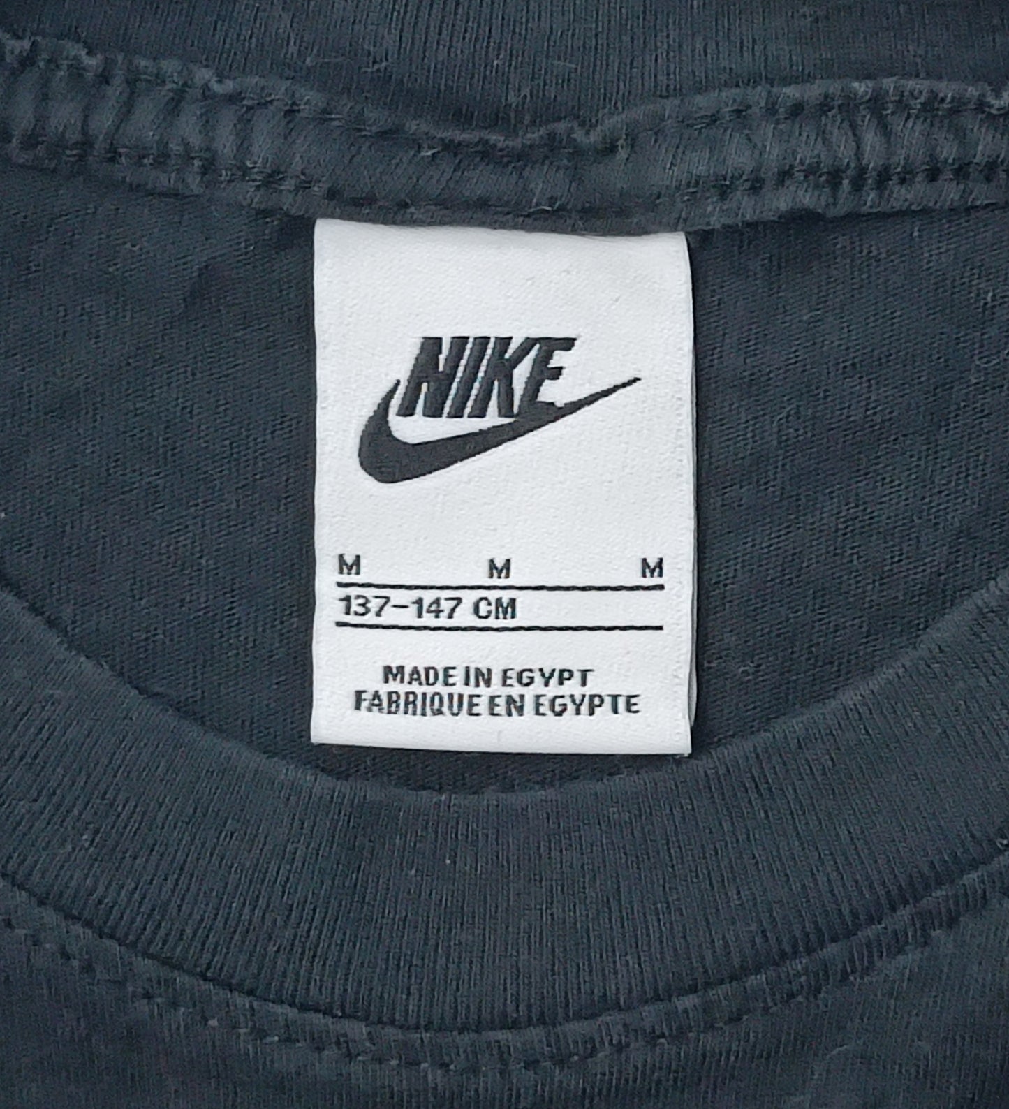 (ДЕТСКО) (Ръст 137-147см) Nike Sportswear Repeat Tee тениска