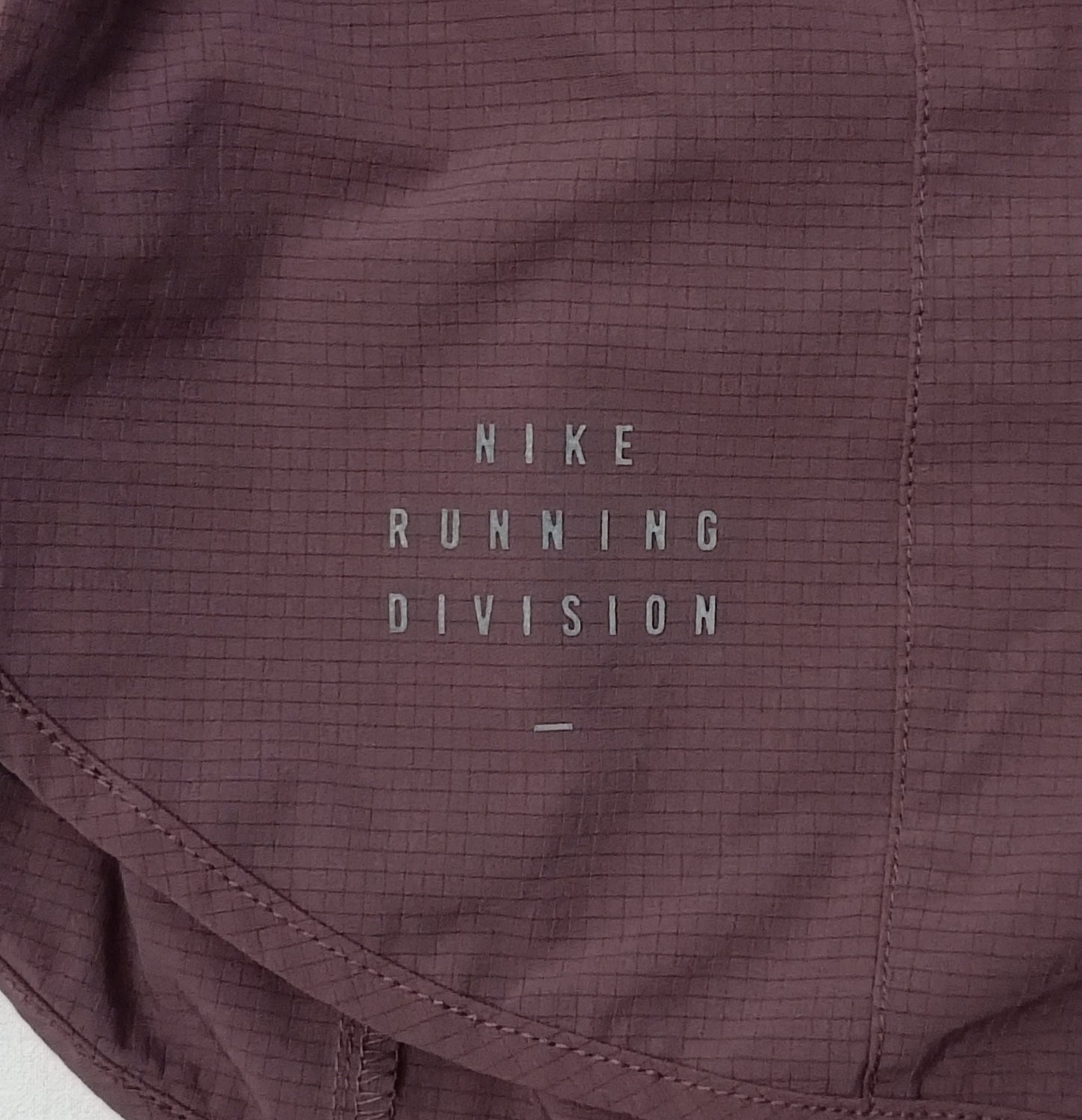 (ДАМСКО) (M) Nike Run Division Shorts шорти