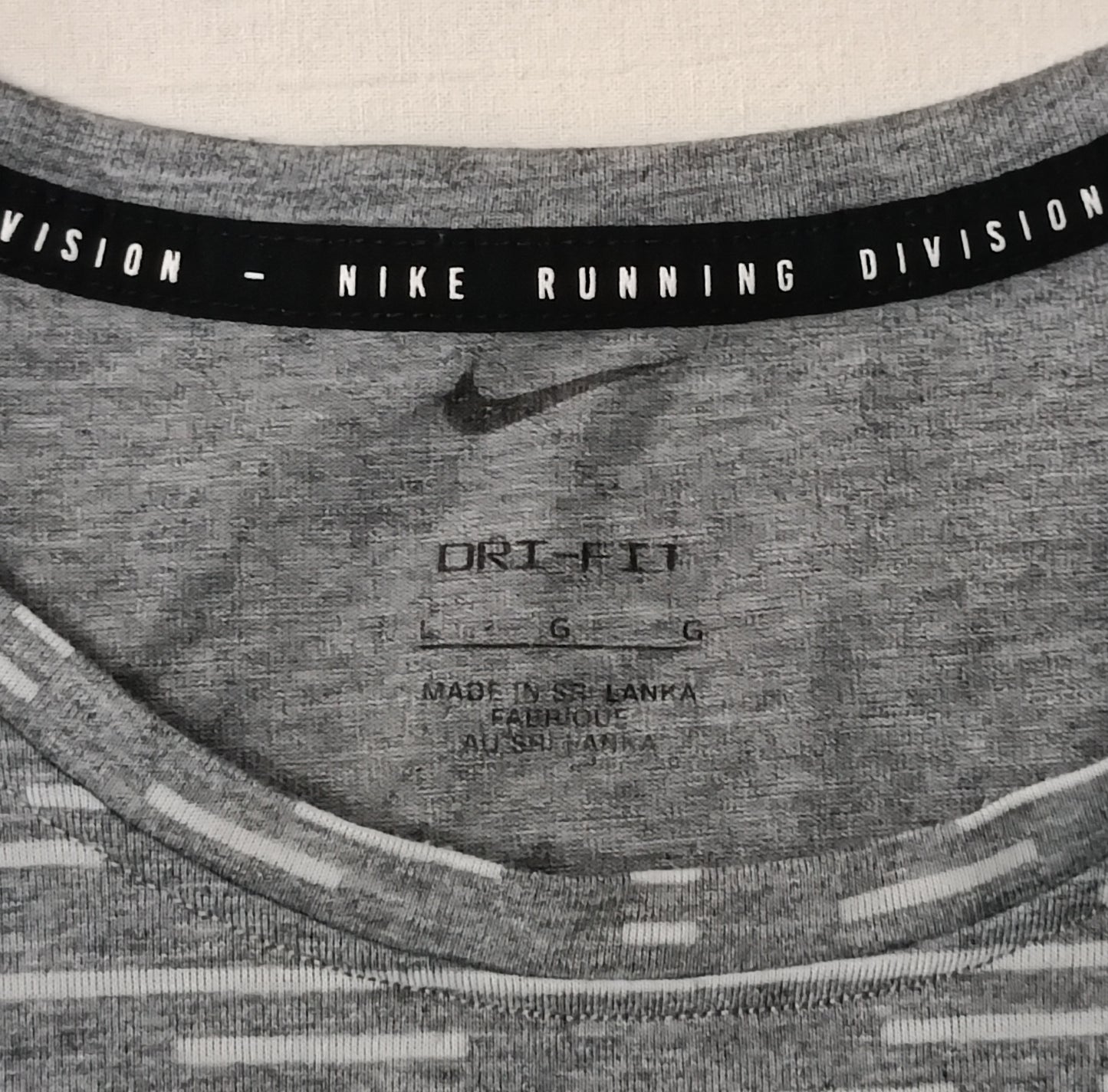 (L) Nike DRI-FIT Run Division Tee тениска
