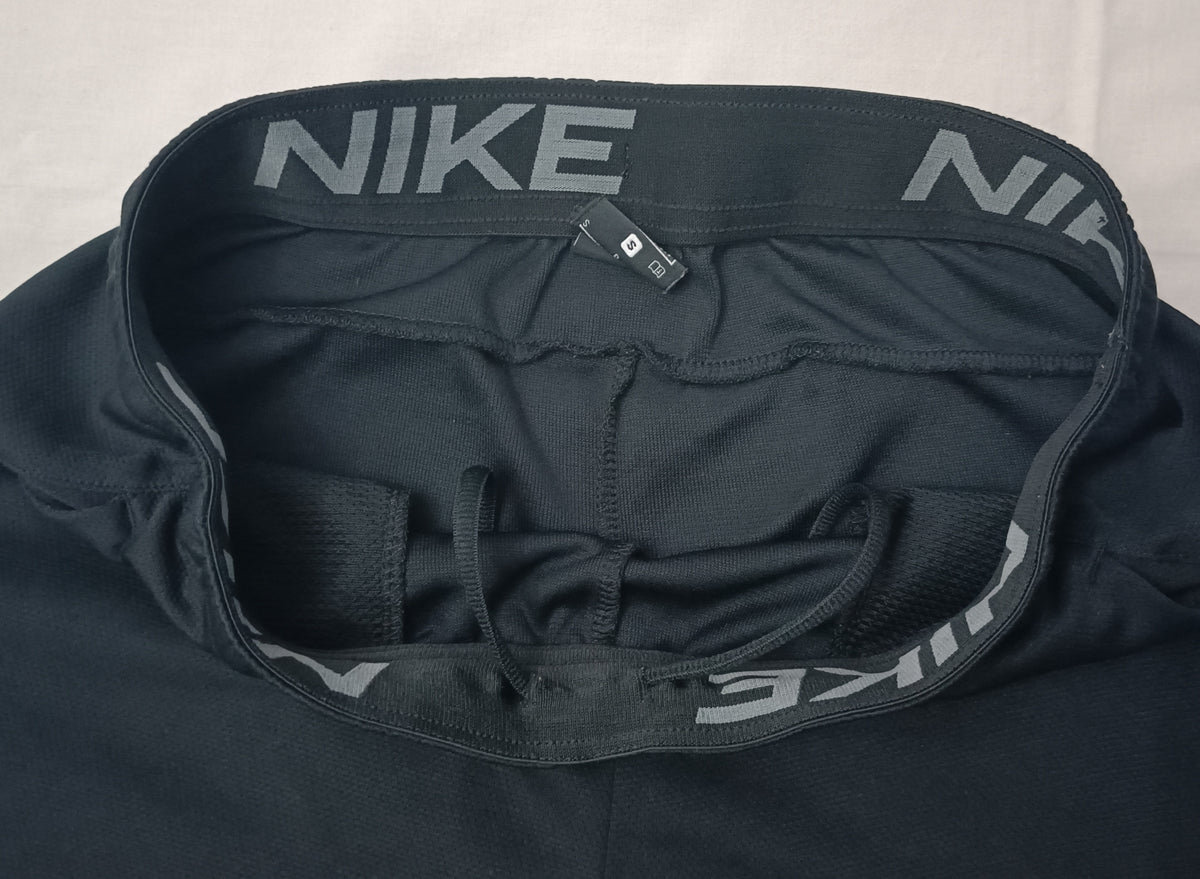 (S) Nike DRI-FIT Shorts шорти