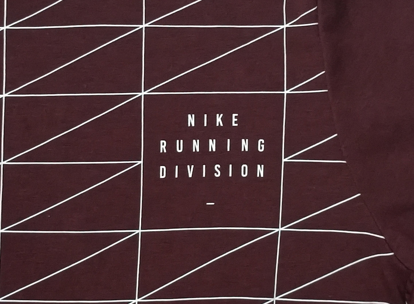 (S) Nike DRI-FIT Run Division Tee тениска