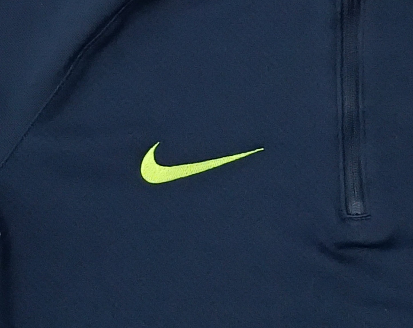 (ДЕТСКО) (Ръст 147-158см) Nike DRI-FIT Sweatshirt горнище