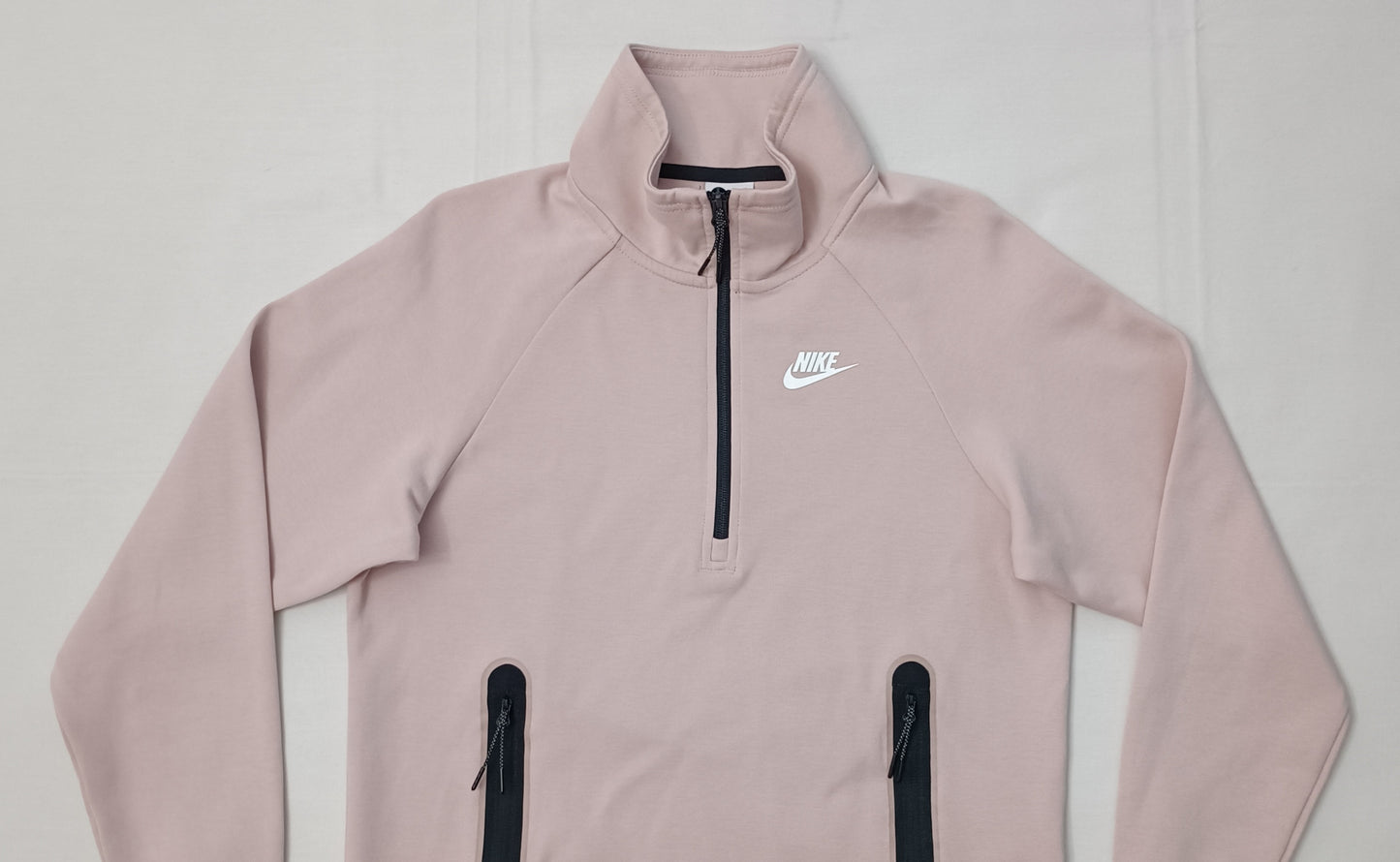 (ДАМСКО) (XS) Nike Tech Fleece Sweatshirt горнище