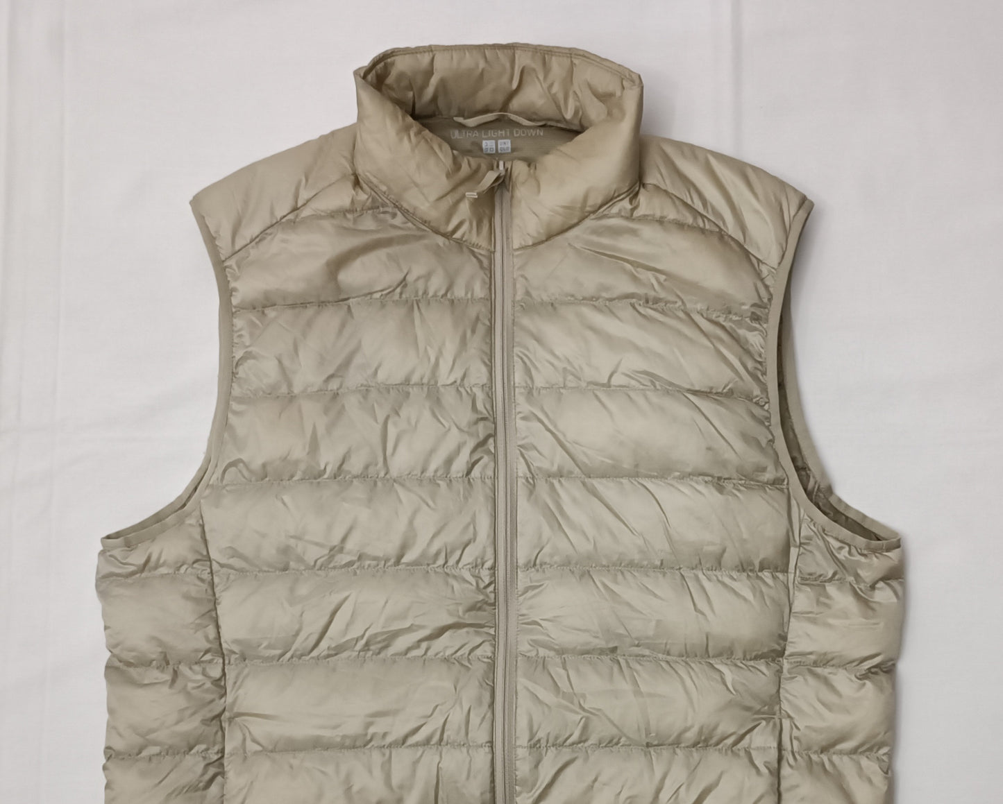 (S) Uniqlo Ultra Light Down Vest пухен елек